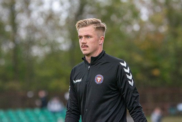 始反思他在 始反思他在