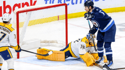 腰部承受的 腰部承受的